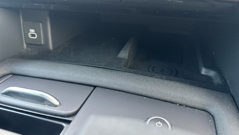 Land Rover Discovery 3.0 D300 Dynamic HSE 5dr Auto Diesel Station Wagon